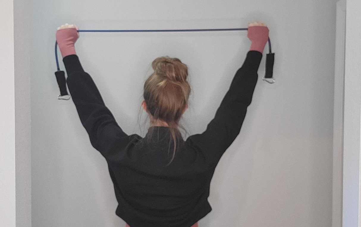 Star Exercise of the Week: Lat Pulldown with a Resistance Band
