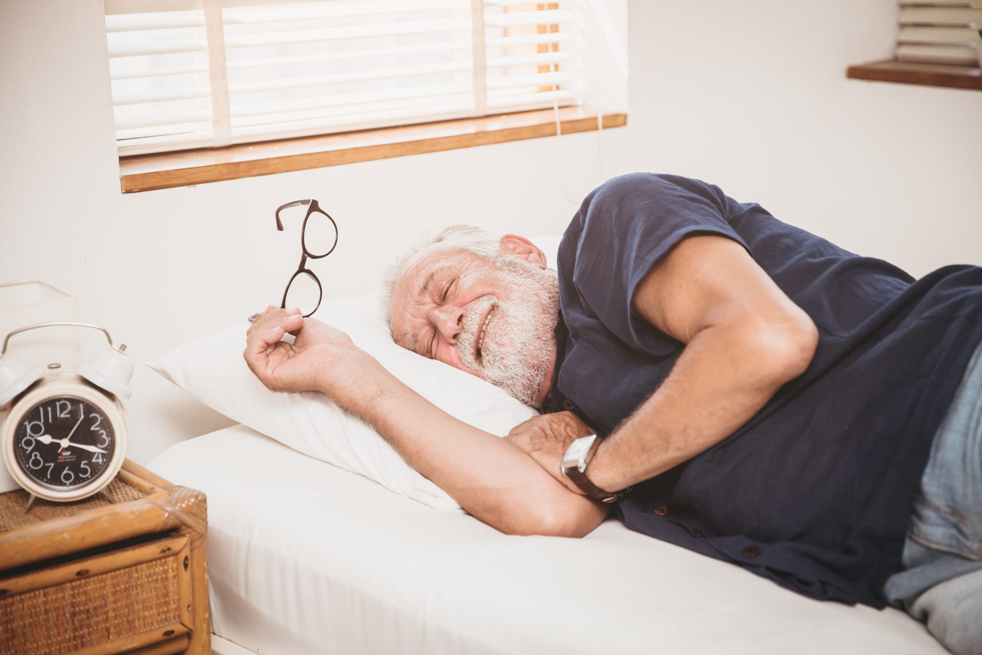 Why Does My Shoulder Hurt Worse at Night?