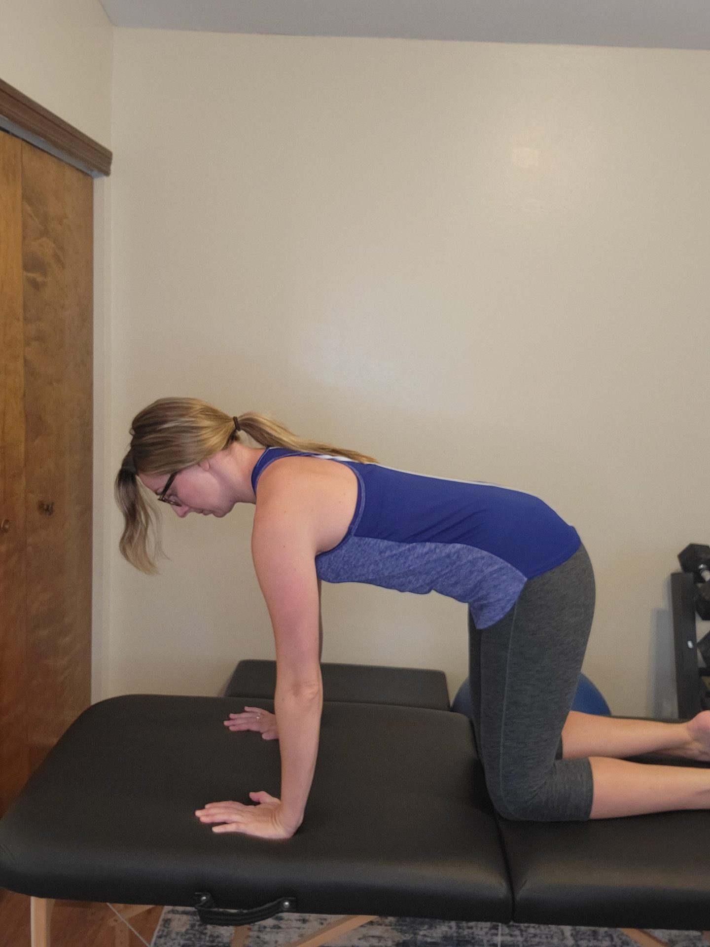 Star Exercise of the Week: Quadruped Alternating Arm Lift
